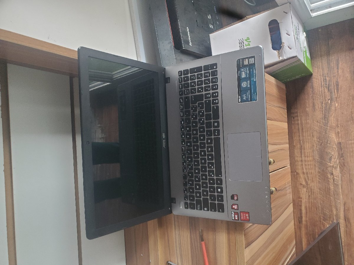 Asus A10